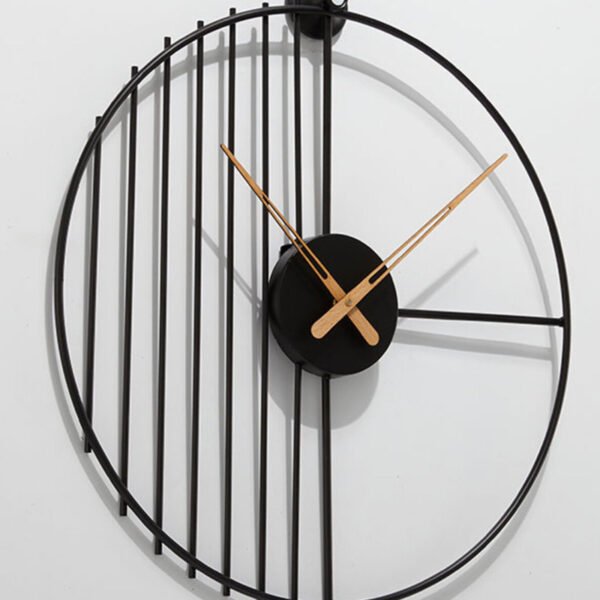 Cross-border simple round iron wall clock living room dining room bedroom creative decorative clock Nordic clock wall hanging